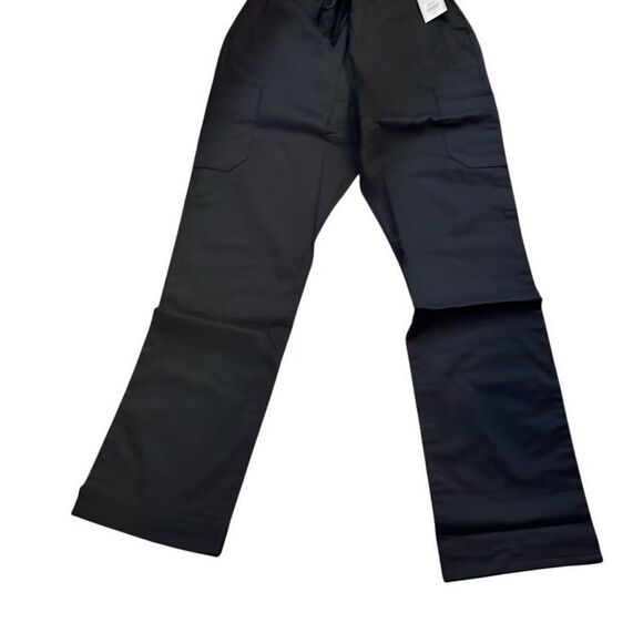 Butter, soft stretch, black women’s scrub pants new with tag. Size small tall. - Picture 1 of 3